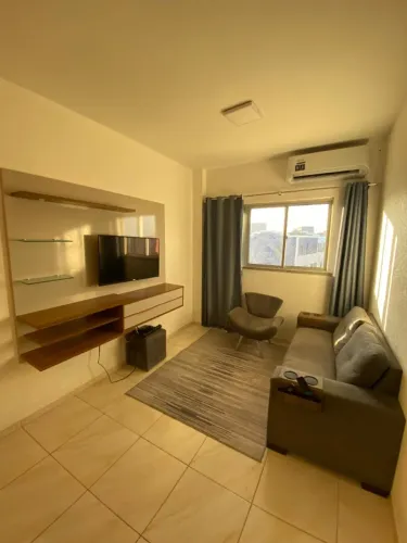 Apartamento mobiliado na praia de Icaraí