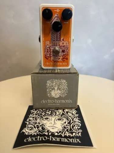 Pedal Fuzz Flatiron Electro Harmonix