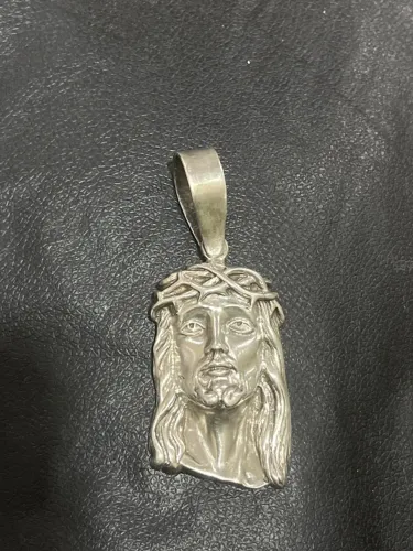 Pingente de prata Jesus