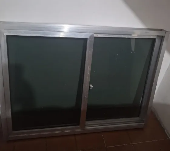 Vendo 1,07 X 80 alumínio linha 28