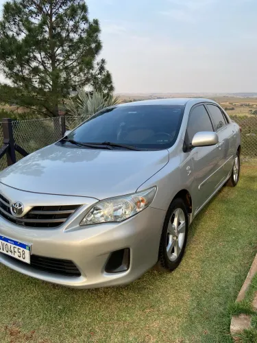 Toyota Corolla GLI 1.8 Flex 16V Aut. 2013