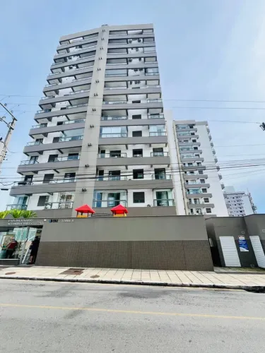 Apartamento com 2 dormitórios à venda, 91 m² por R$ 1.080.000 - Barreiros - São José/SC