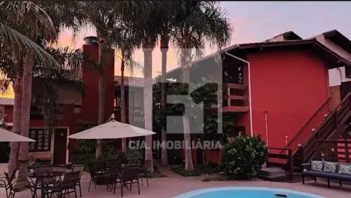 Pousada com 12 quartos e 530m² à venda em Daniela