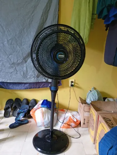 Vende-se ventilador,com dois meses de uso!