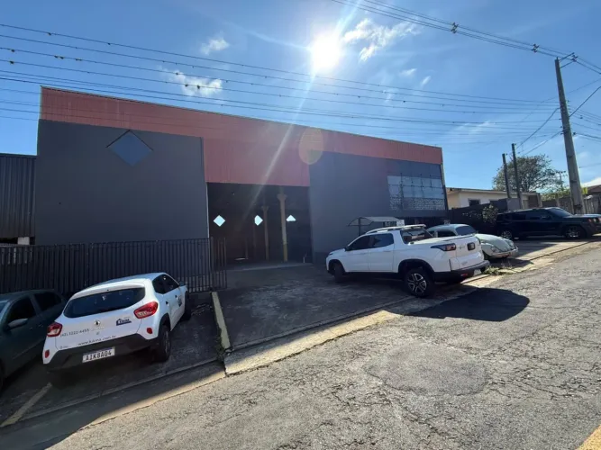 BARRACÃO PARA LOCAÇÃO NO COLÔNIA DONA LUIZA