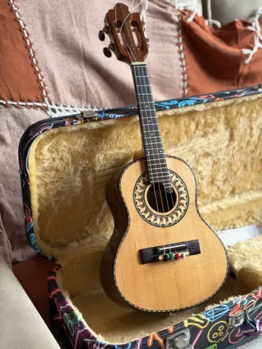Vendo Cavaco Jacarandá Tatu luthier
