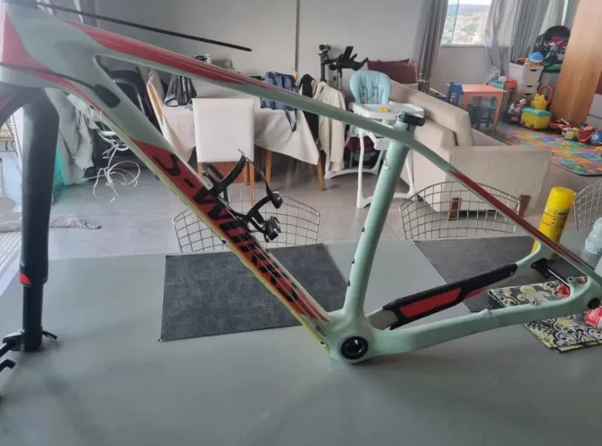 Quadro Specialized Sworks 17 com Suspensão RS1