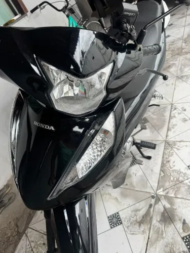 Honda biz novíssima 2025 emplacada 2026