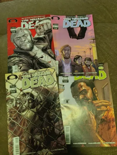 Hq The walking dead 4 volumes