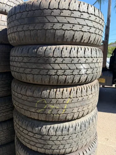 Pneus 265/65/17 marca Bridgestone 