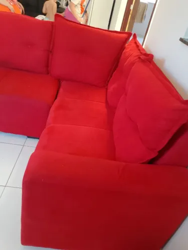 Vendo sofá bem conservada
