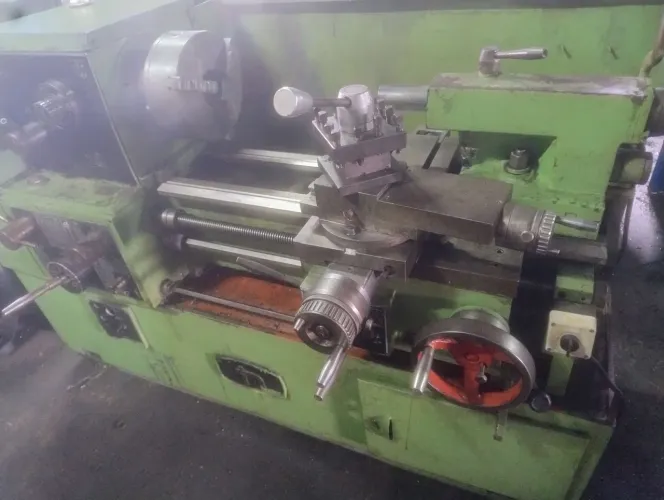 Torno mecânico NARDINI