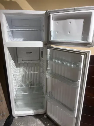 Geladeira seminova 