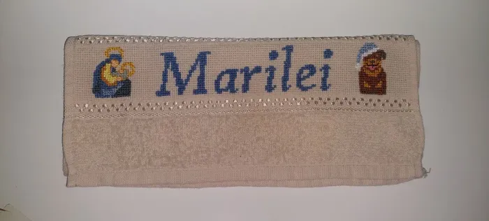 Toalhas de Mão Bordadas em Ponto Cruz - Vários Temas e Nomes