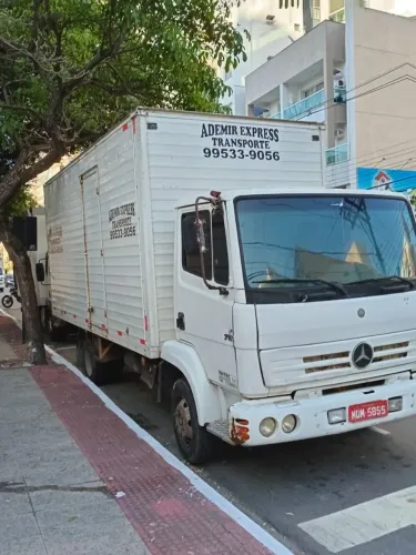 Faço frete e mudanças