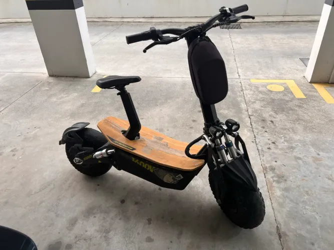 Scooter elétrica Two Dogs Monster 1600w