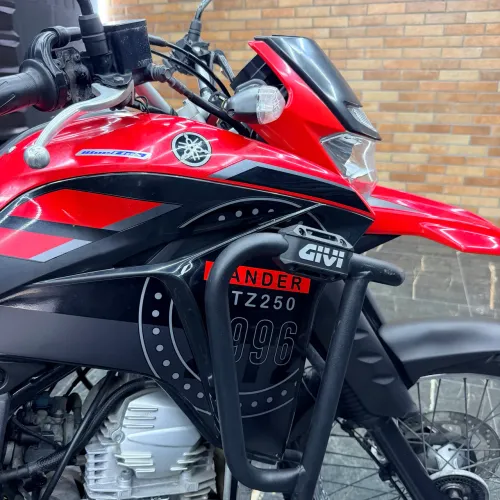 Lander cruz 250 muito nova