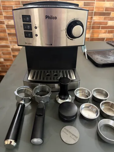 Cafeteira Philco 15 bar + acessórios