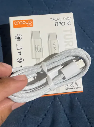 Cabo de iPhone tipo c gold