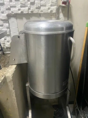 *DESCASCADORA DE BATATA / LEGUMES INDUSTRIAL - INOX*