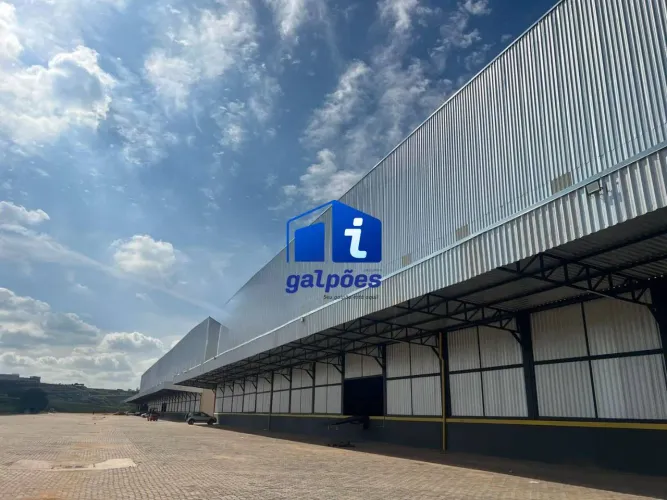 Galpão logístico com 2463 m² na Chácara Cotia - Contagem/MG
