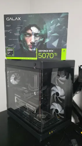 PC Ryzen 7 9800x3d 5070ti