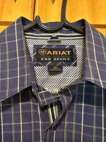 Camisa ariat