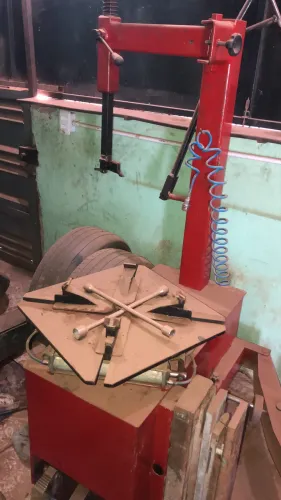 Vende equipamentos de borracharia semi novos
