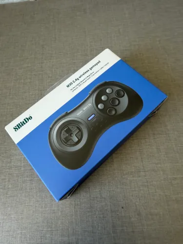 8BitDo M30 2.4G para Sega Genesis original e Sega Mega Drive