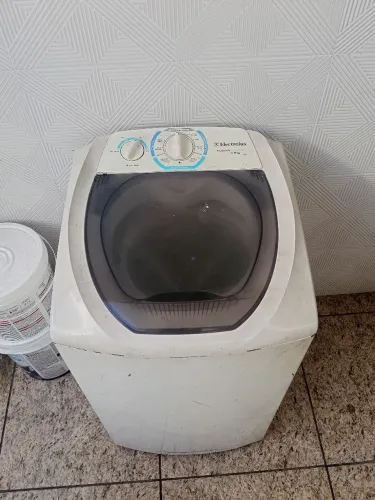 Lavadora Electrolux pra tirar peças