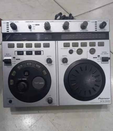 Processador de efeito Pioneer Efx500