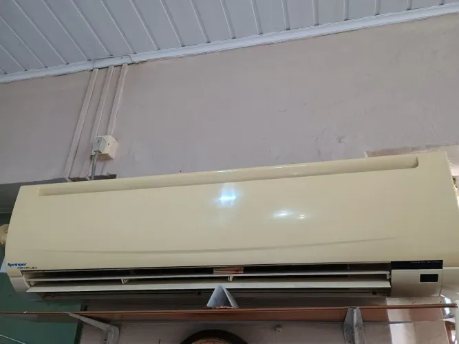 Ar condicionado split Springer 22000 BTUs