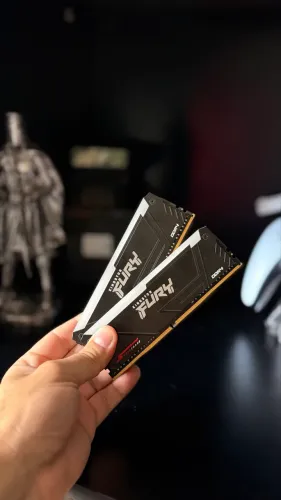 Memória ram ddr4 2x8 3200mhz RGB