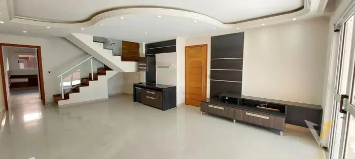 Casa para Venda, Bairro Vila Galvão, Jundiaí-SP