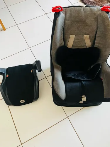 Cadeira de carro infantil + assento 