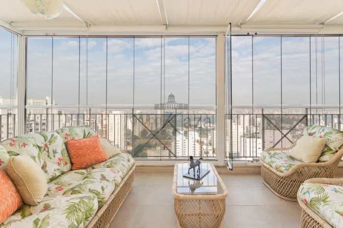 Apartamento Cobertura Duplex - 425,35 área útil - quatro amplas suítes, quatro vagas fixas