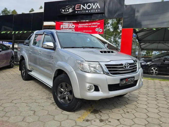 Toyota Hilux CD SRV D4-d 4X4 3.0 TDI Diesel AUT 2013