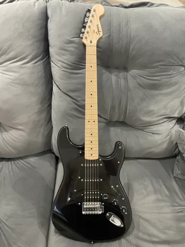Guitarra Stratocaster Fender Squier HSS