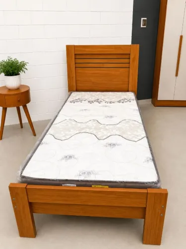 CAMA DE MADEIRA SOLTEIRO ( SEM O COLCHÃO ) MOSTRUÁRIO
