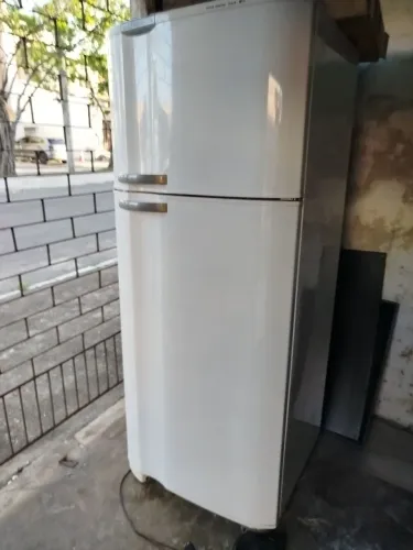 Geladeira Super Freezer DC47A