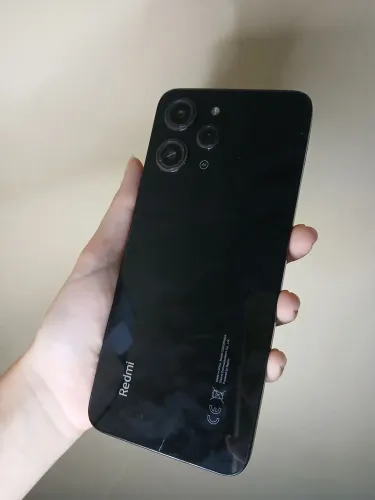 Celular Redmi 12 de 256gb+8 de RAM
