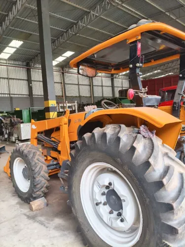 Trator Valtra A750 2018
