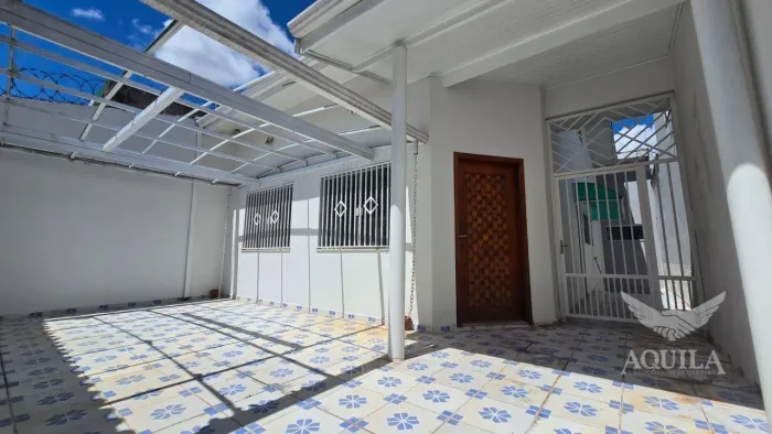 Casa com 2 dormitórios - Jardim Wanel Ville IV - Sorocaba/SP