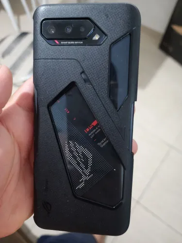 ASUS ROG Phone 5 - 128GB / 8GB RAM