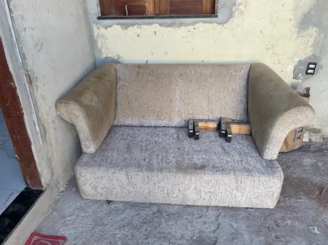 Sofá 2 lugares