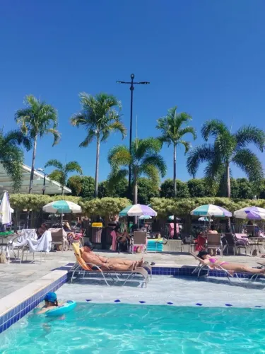 VENDO APT MOBILIADO E REFORMADO ALUGUEL TEMPORADA EM CALDAS NOVAS - DIROMA FIORI