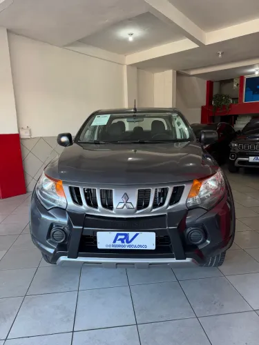 Mitsubishi L200 Tri. Outdo. GLS 2.4 CD 4X4 Die. AUT 2022