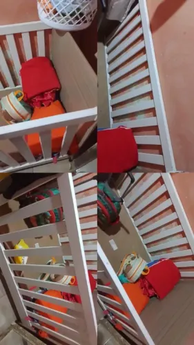 Um berço, sem o colchão 