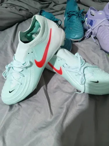 Chuteira Nike