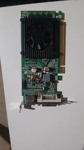 Placa de vídeo gt 210 1g